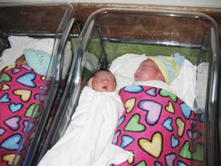 newborns wth caps