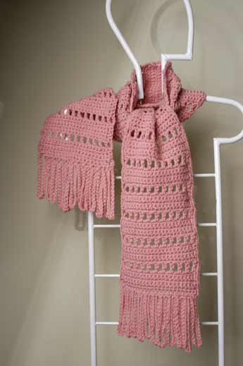 image of crocheted scarf